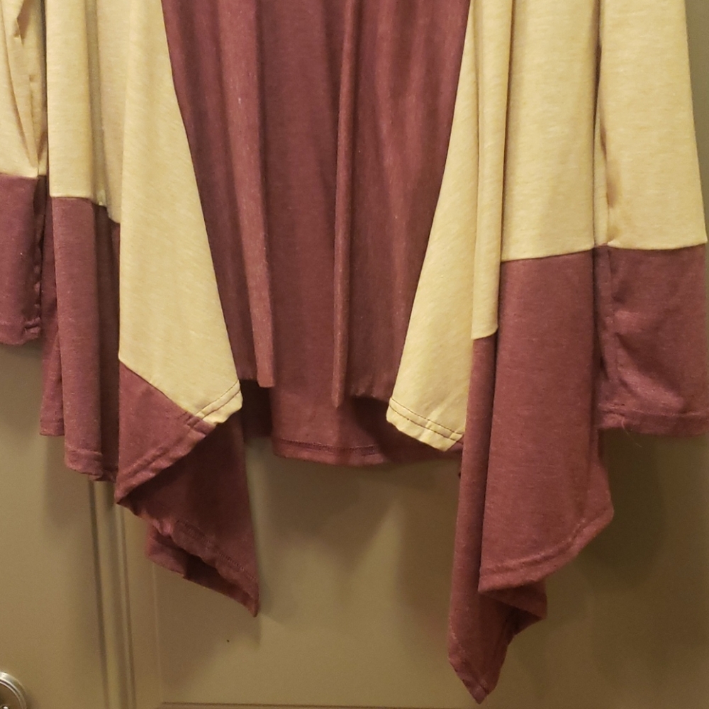 Sweater - Picture 3 of 3